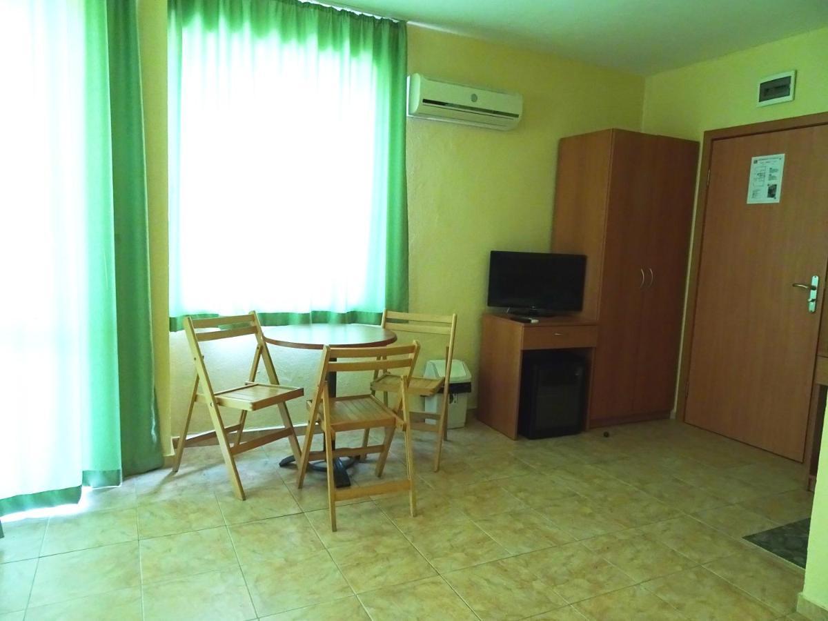 Hotel Niko Kranevo Exteriör bild