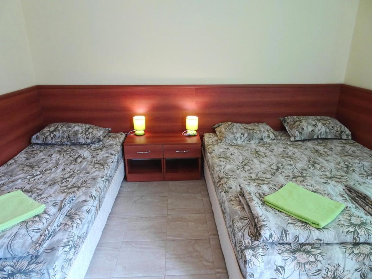Hotel Niko Kranevo Exteriör bild