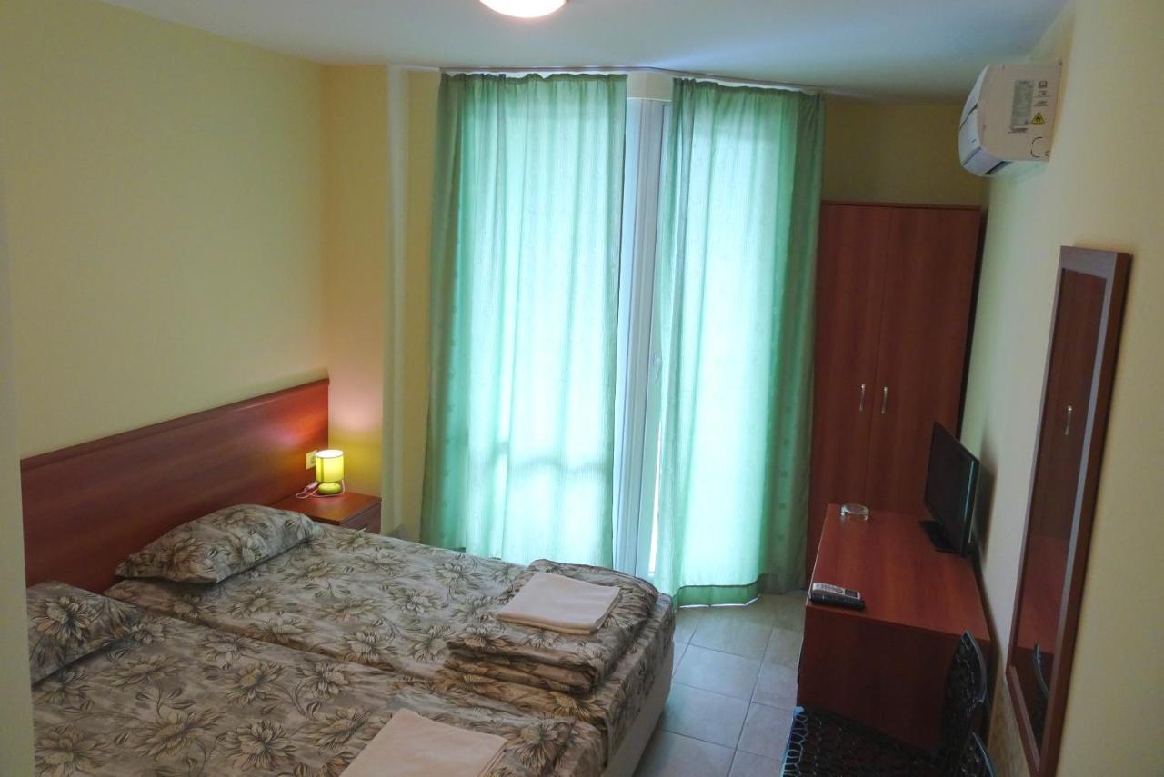 Hotel Niko Kranevo Exteriör bild