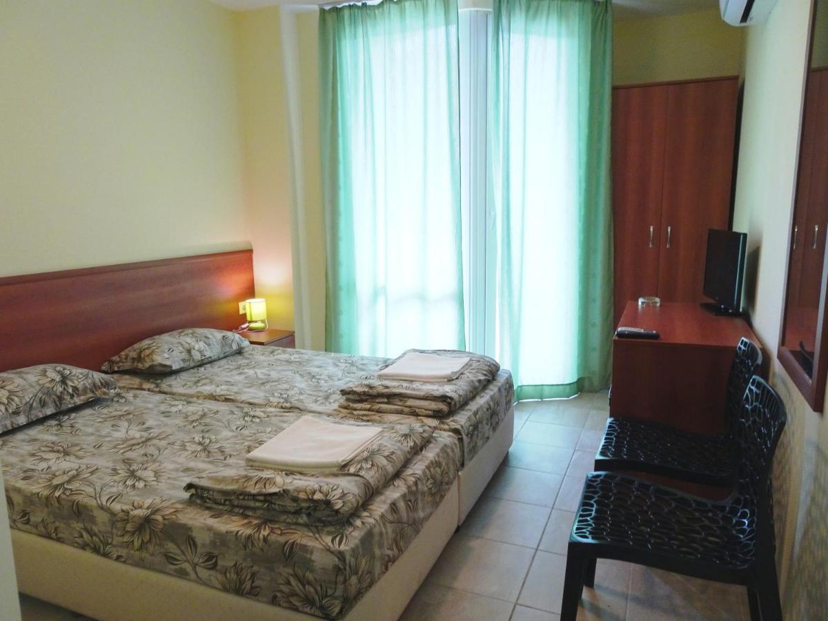 Hotel Niko Kranevo Exteriör bild